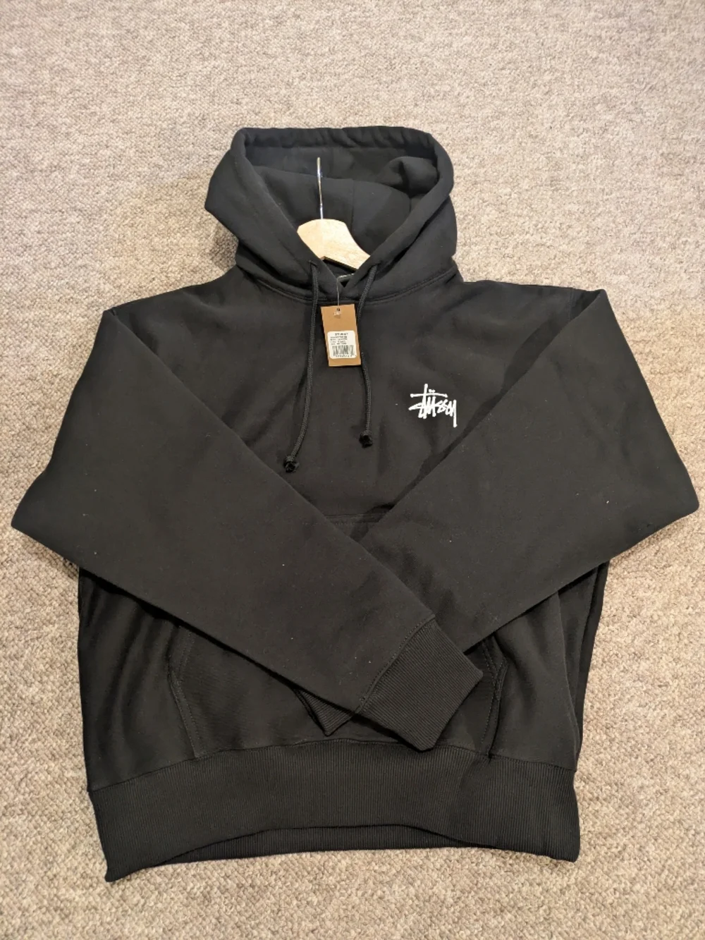 Stussy Black Pullover Hoodie with White Script Logo - New With Tags - Picture 1 of 2